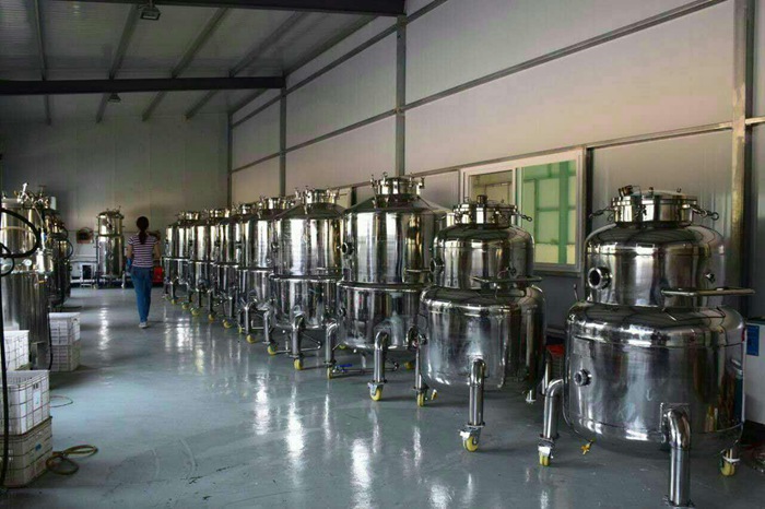 Edible fungus fermentation equipment